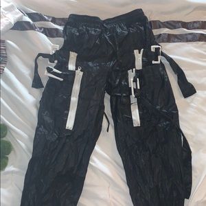 Fashion nova black and white belted pants